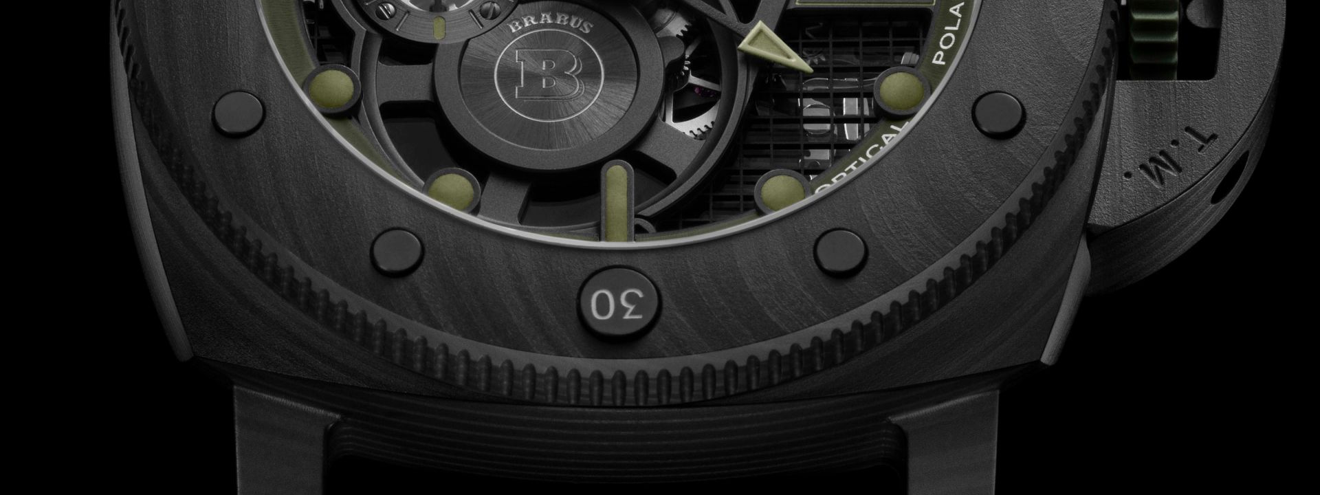 No momento você está vendo Panerai e Brabus apresentam novo relógio Submersível em edição limitada