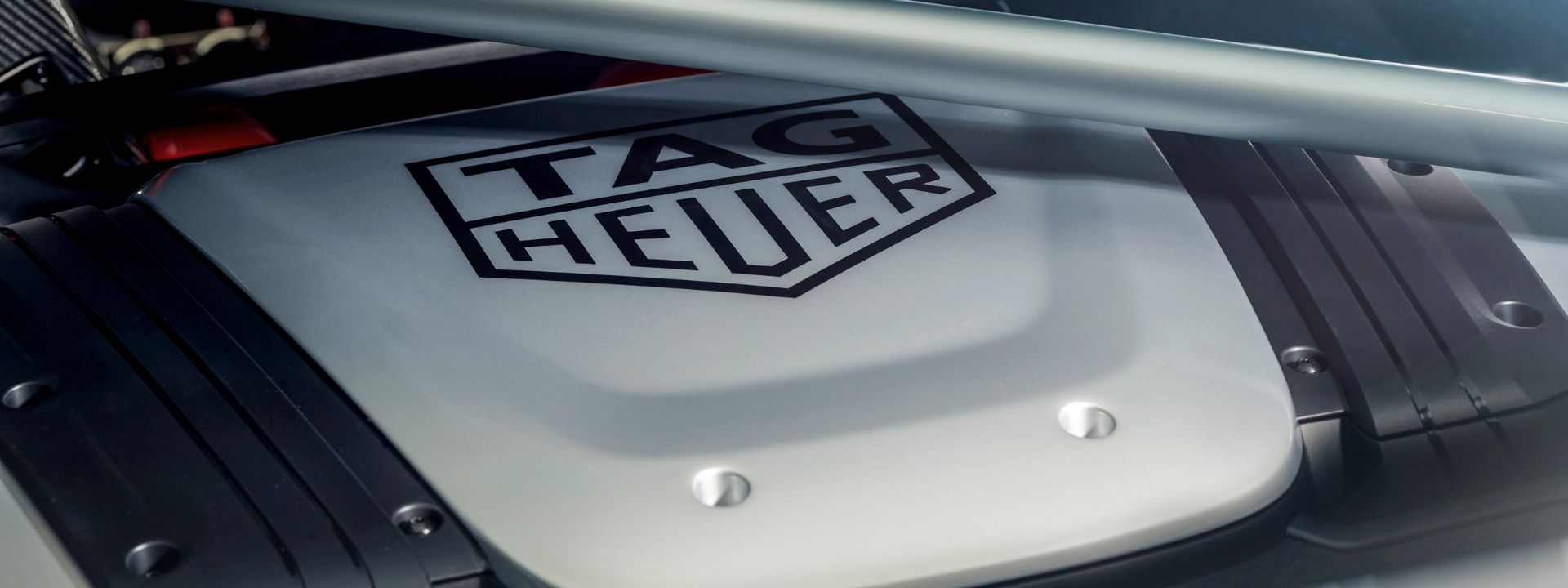Leia mais sobre o artigo TAG Heuer X Porsche lendas da Panamericana: duas marcas, um projeto