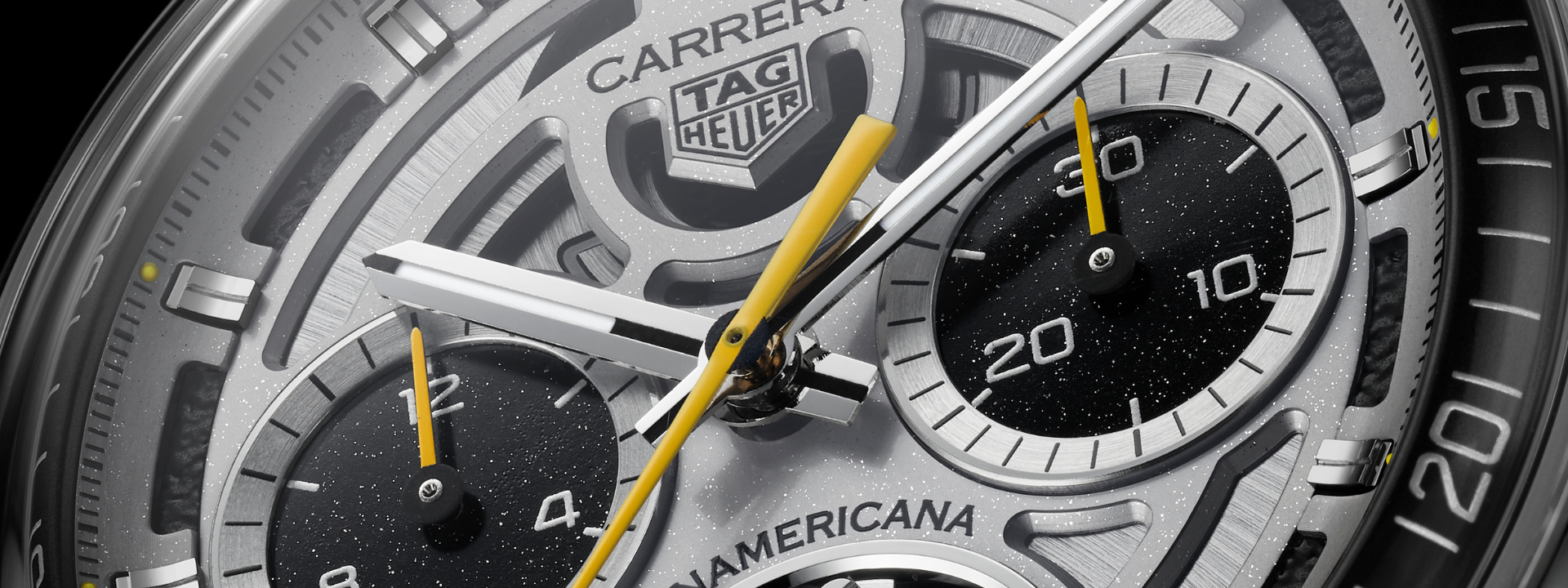 Leia mais sobre o artigo UM RELÓGIO, TRÊS LENDAS: TAG HEUER, PORSCHE E A CARRERA PANAMERICANA