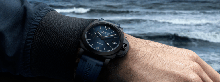 Leia mais sobre o artigo Panerai lança Luminor GMT Ceramica PAM01783: edição limitada com mostrador azul e caixa de cerâmica preta