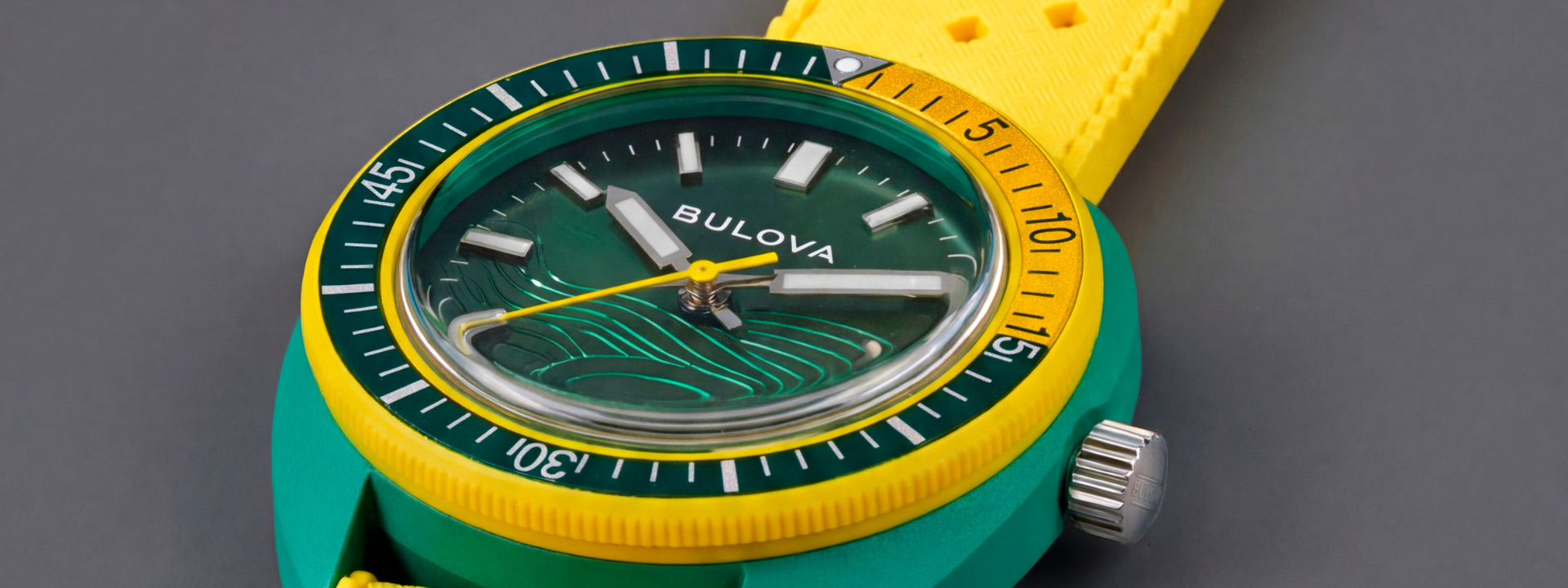 Leia mais sobre o artigo Bulova lança Snorkel Edição Especial 2026 em homenagem à paixão brasileira pelo futebol